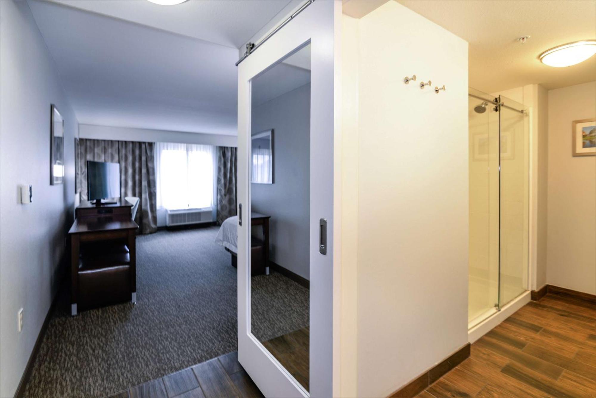 Hampton Inn Brighton Mi Exterior foto